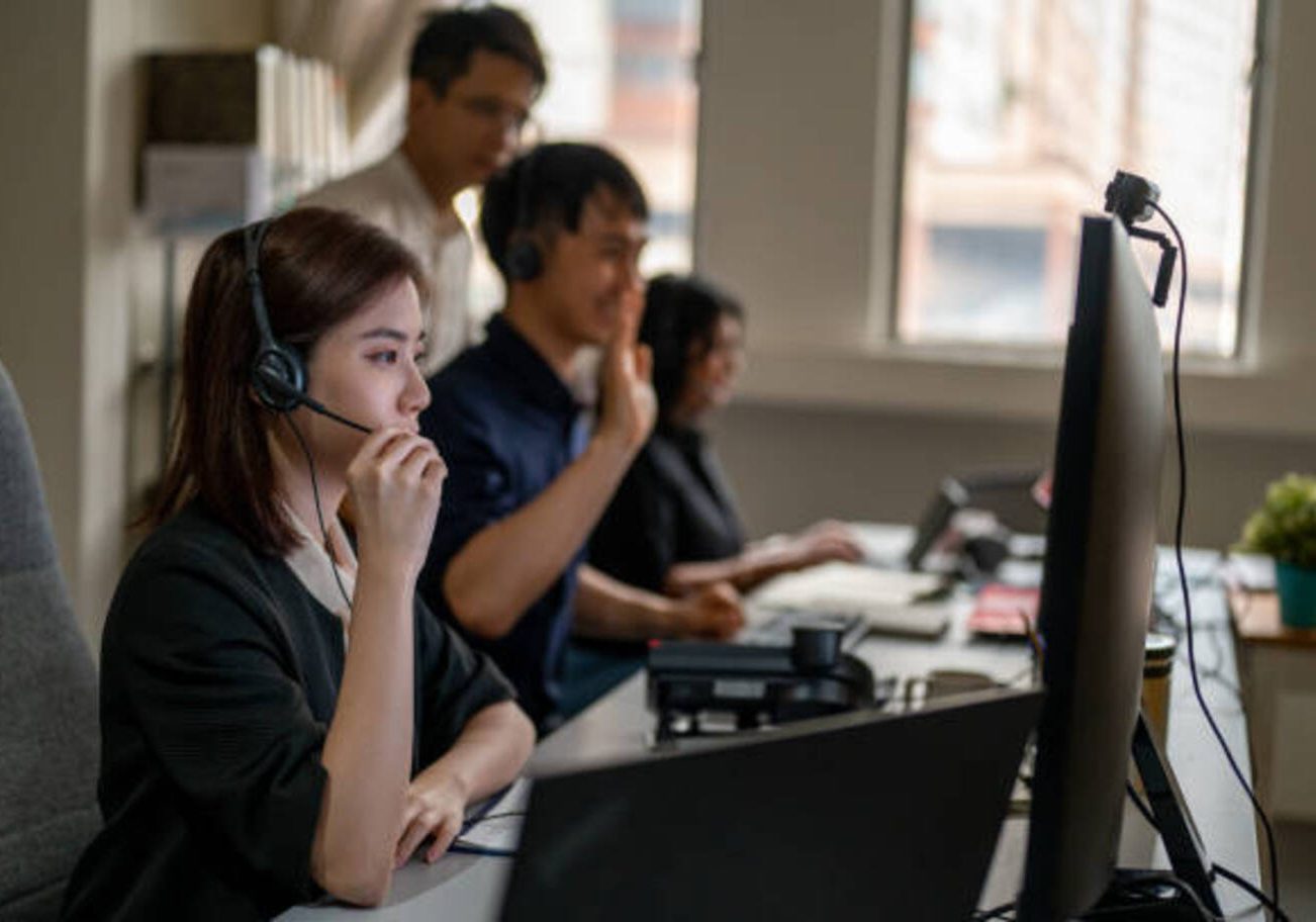 callcenter2-min
